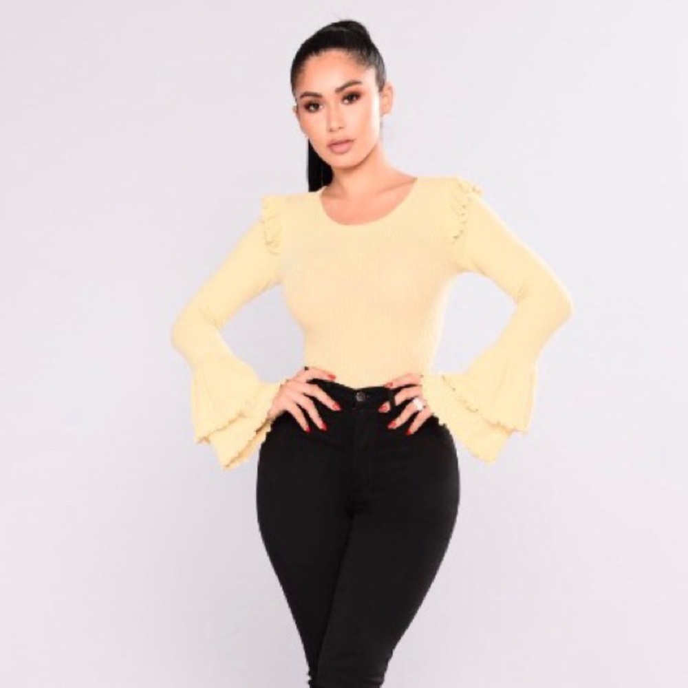 Ruffle Top